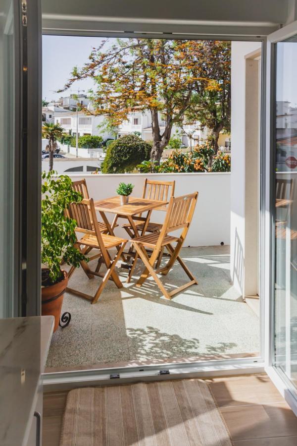 Lovely & Bright Renovated Apt. W/ Balcony In Lagos Kültér fotó