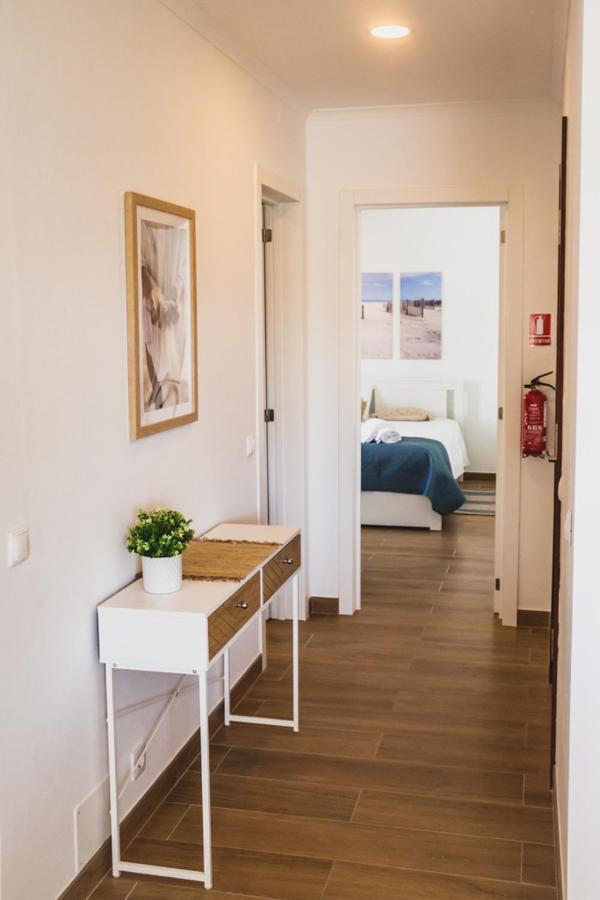 Lovely & Bright Renovated Apt. W/ Balcony In Lagos Kültér fotó